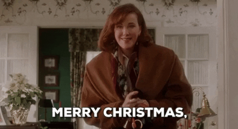 Catherine O Hara S Home Alone Character Predicted Moira Rose Popsugar Entertainment