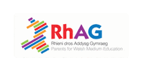 Rhieni Dros Addysg Gymraeg Sticker