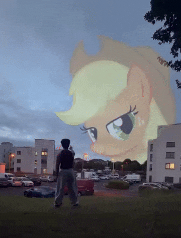 Shortstackbigback GIF