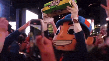 NIKO KNICKERBOCKER GIF