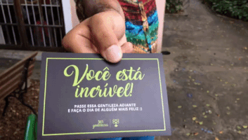 pseudonanda 365gentilezas GIF