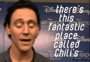 tom hiddleston chilis GIF