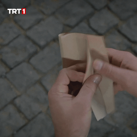 Off You Go War GIF by TRT