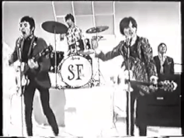 queenlizzybettecallachor steve marriott small faces ronnie lane kenney jones GIF
