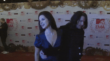 Lana Del Rey GIF